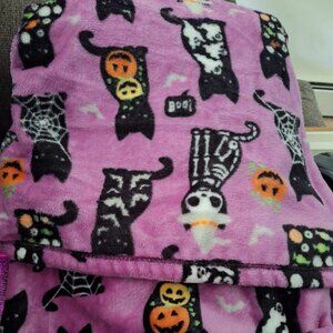 Fleece Halloween Cat Blanket